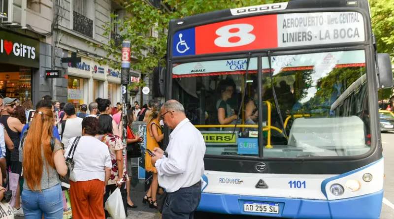 En este momento estás viendo La UTA alerta acerca de un nuevo paro de transporte