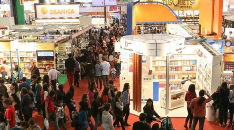 Lee más sobre el artículo A causa de la crisis económica la Feria del Libro anunció que habrá horarios con entrada gratuita