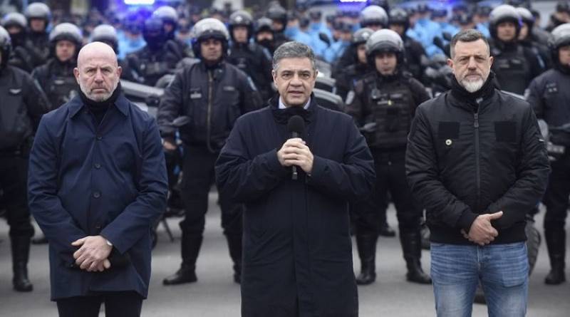 En este momento estás viendo Macri sacará a la calle 1000 policías más para reforzar la seguridad