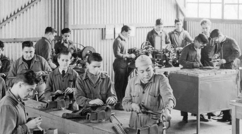 En este momento estás viendo Cumple 100 años la escuela de Artes y Oficios en la Ciudad