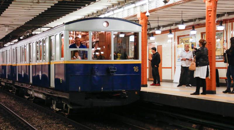 Ahora por la Noche de los Museos se podrá viajar en los antiguos subtes de madera de la Línea A